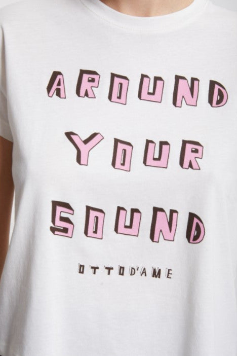 Cotton T-shirt with "Around your sound"print