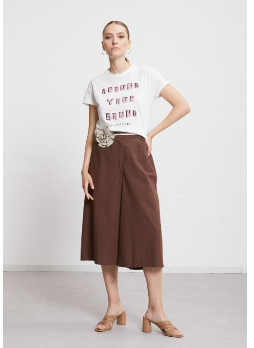 Cotton T-shirt with "Around your sound"print