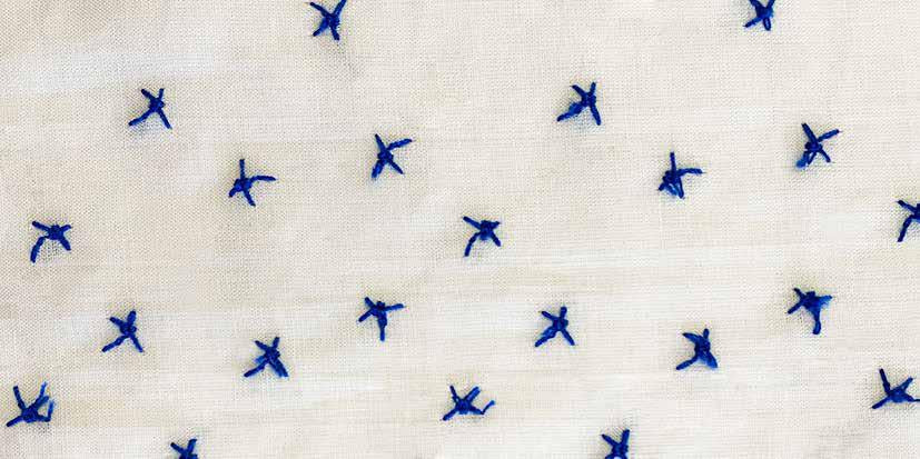 100% cotton half-sleeve shirt with hidden buttons