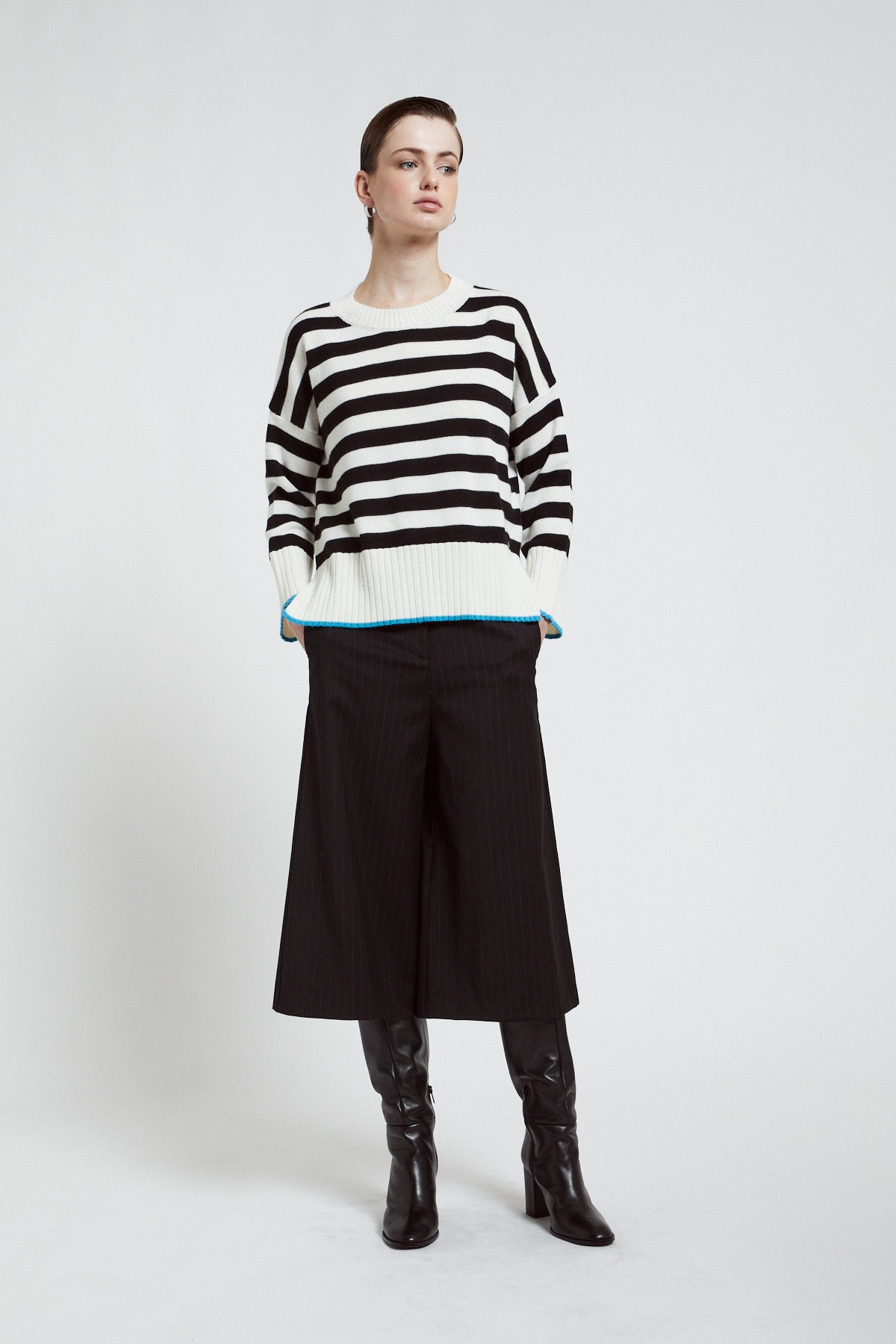 Striped wool blend sweater with straight hem