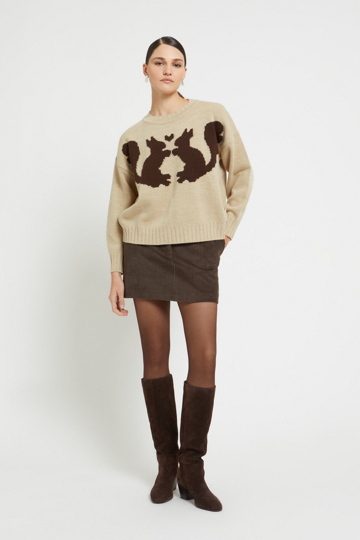 Wool blend sweater with round neckline and embroidery