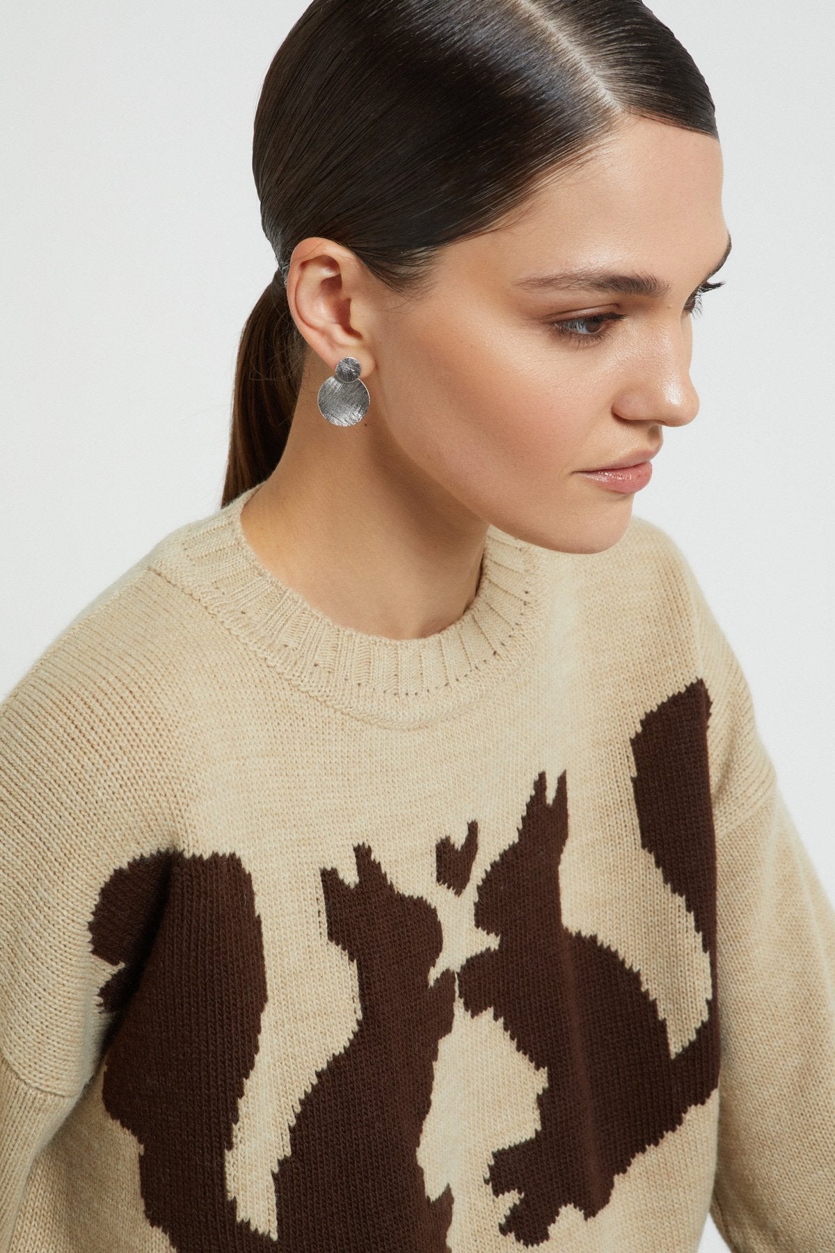 Wool blend sweater with round neckline and embroidery