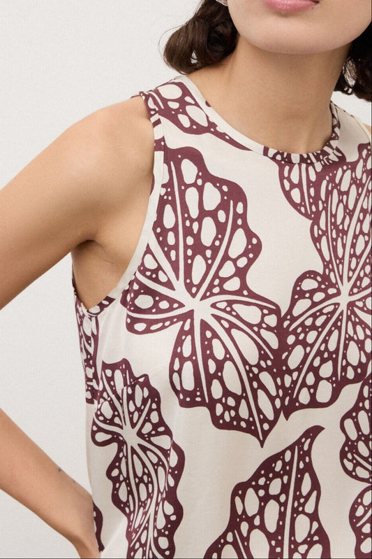 Tank top with leaf print