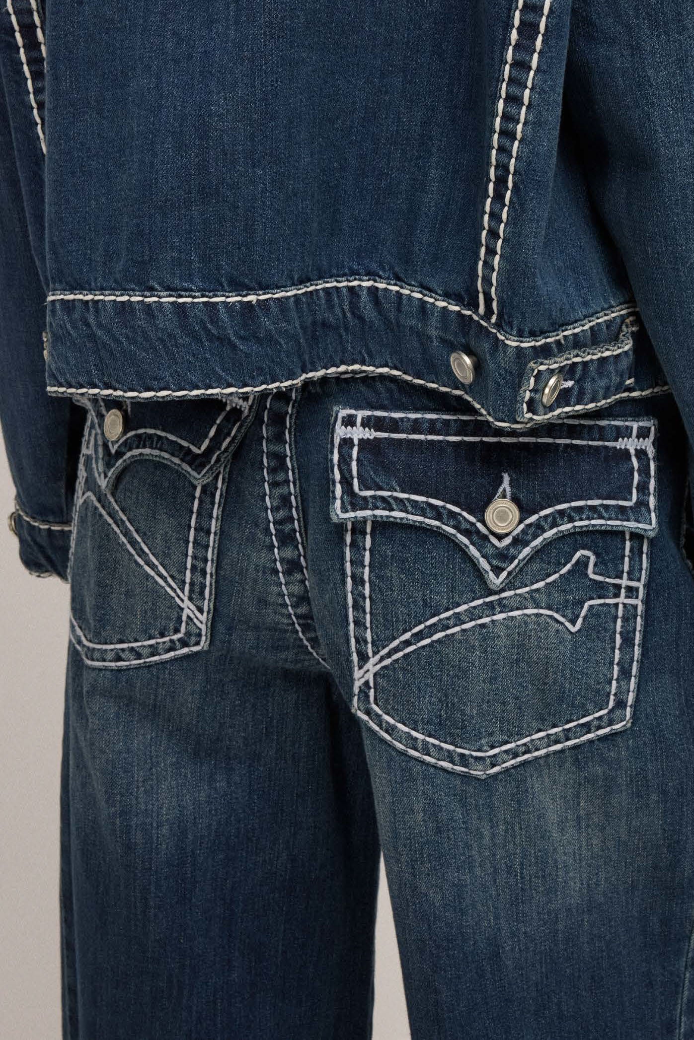 Wide-leg jeans
