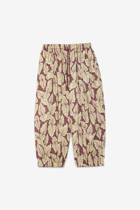 Leaf Print Cropped Jogger Pants